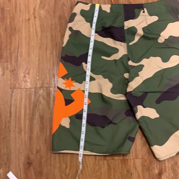 Apparel Division Swim Short W32 - Picture 3 of 3